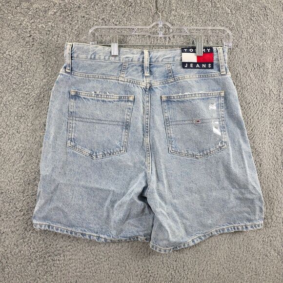 Tommy Hilfiger Women's Mom Shorts Size 31 EUC Flag - Picture 1 of 15